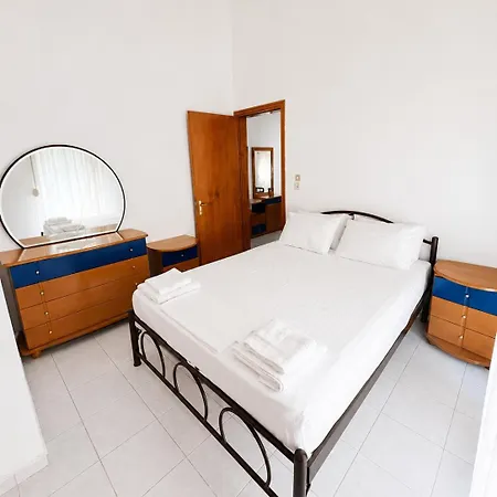 Near To The Sea 1 Bedroom Apartment Orfánion