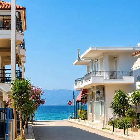 Near To The Sea 1 Bedroom Apartment *