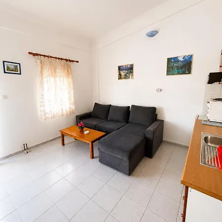 Near To The Sea 1 Bedroom Apartment Orfánion