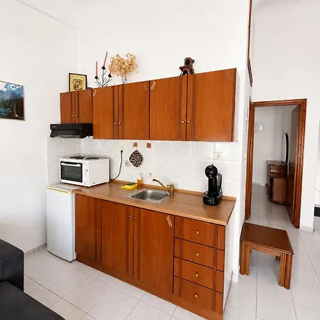 Near To The Sea 1 Bedroom Orfánion
